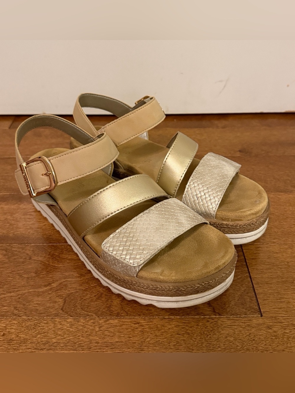 Remonte Womens Gold Platform Sandals with Velcro Adjustable Straps